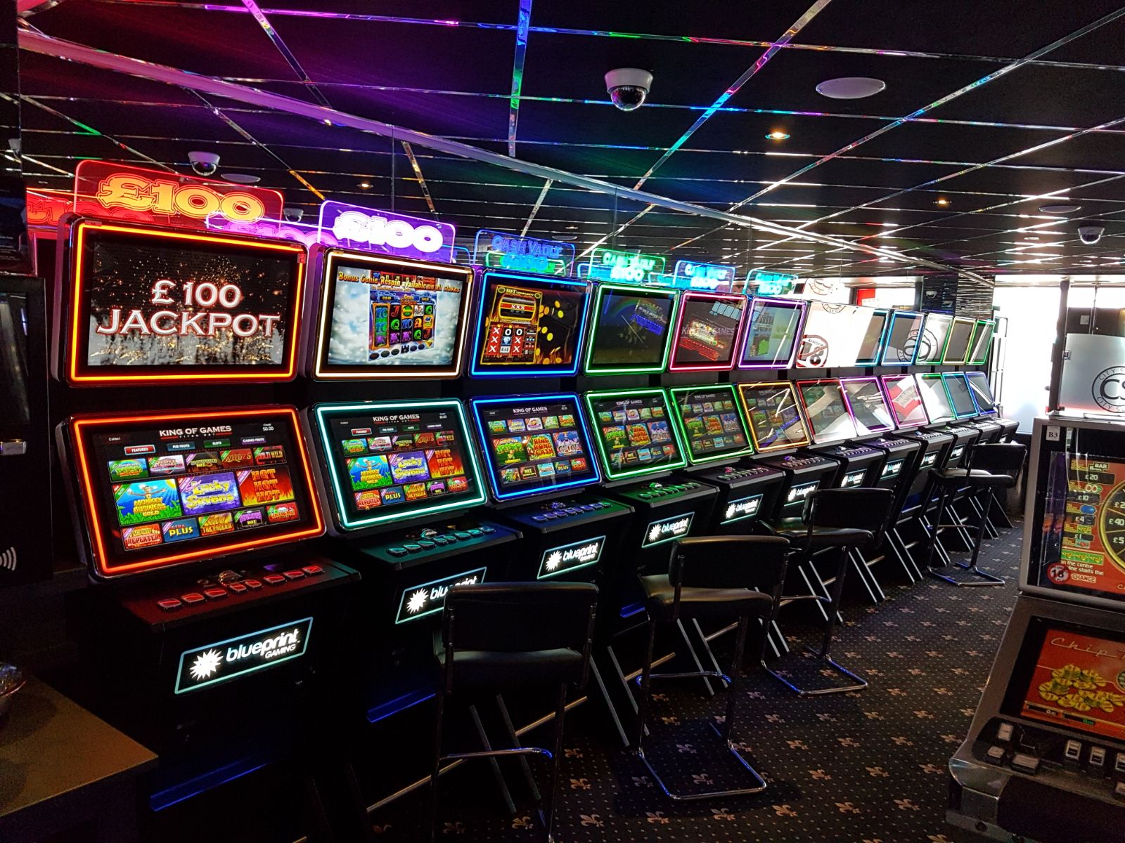 How Many Slots Machines Lincoln City Casino