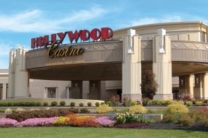 hollywood park casino financials